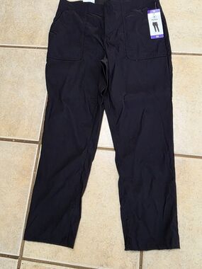 Hurley Black Straight-Leg Women's Pants with Front Patch Pockets